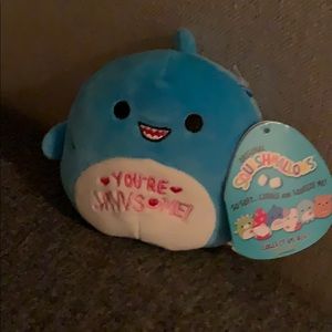 NWT KellyToy Squishmallows Rey Jawsome Shark 4.5”